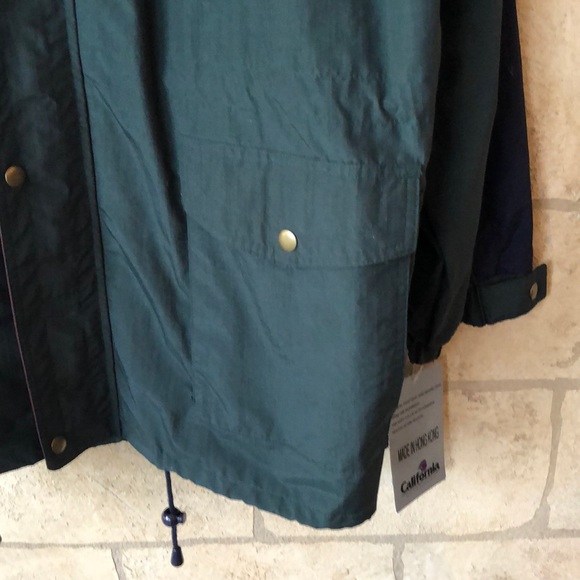 Windbreaker Jacket / Coat - Picture 8 of 13